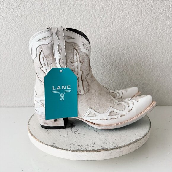 Lane CHASE THE WIND Womens Cowboy Bootie 9.5 Western Short White Cowgirl Boots - Picture 2 of 11